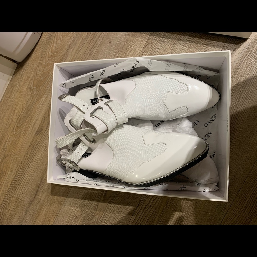 Senso Booties - Picture 4 of 6